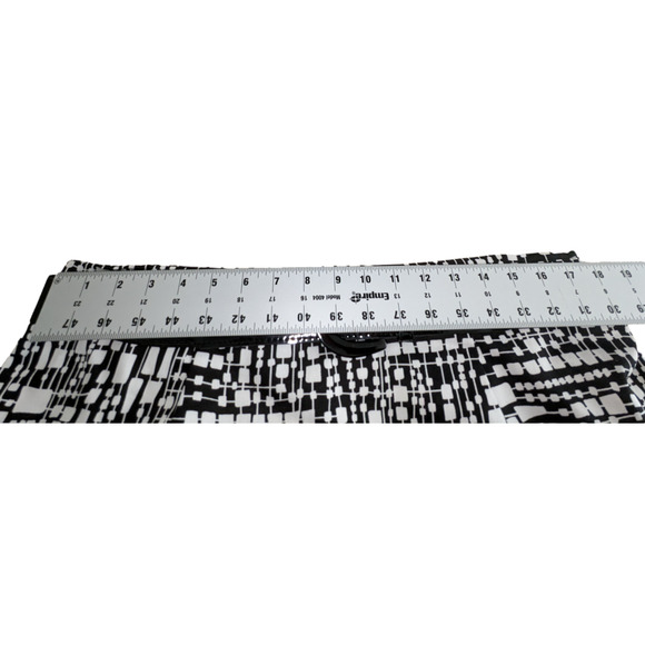 Worthington Womens 18 Black White Skirt Geometric Black Shiny Belt Back w Pleat - Picture 4 of 9